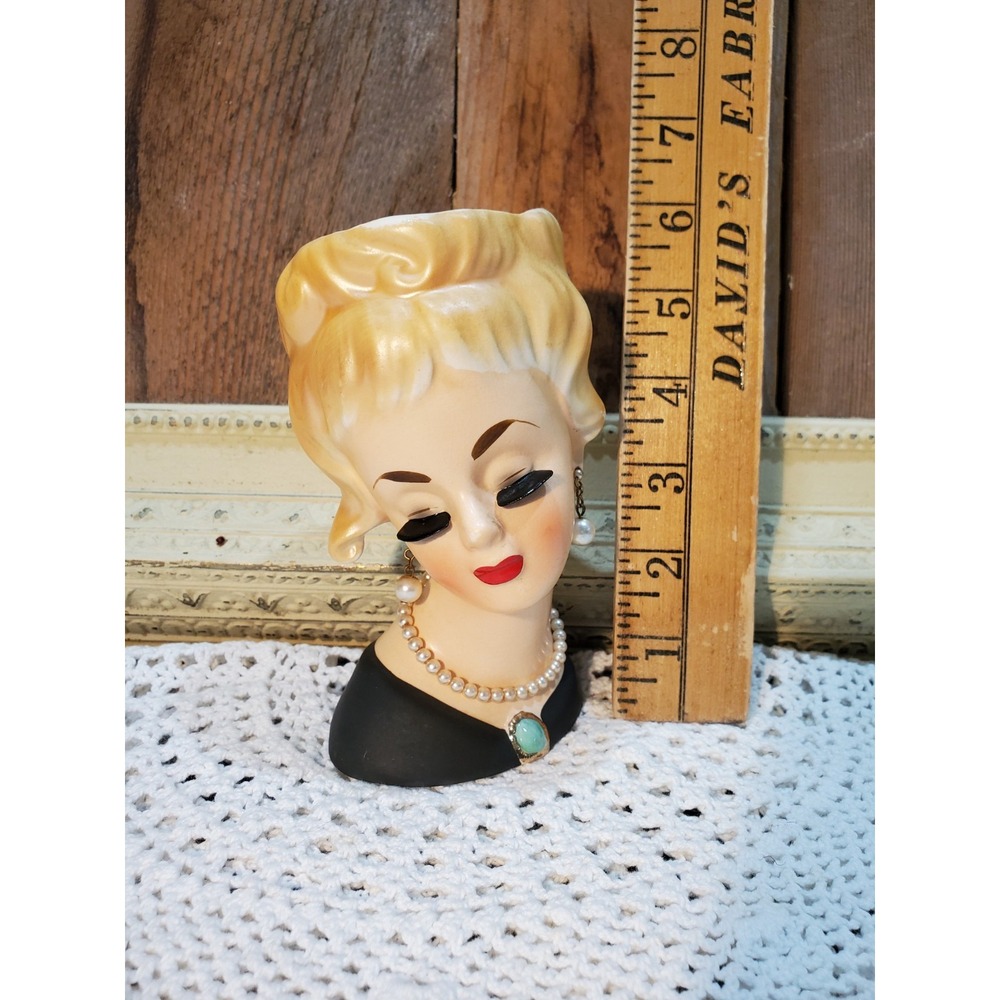 Vintage Lady Head Vase Inarco MCM Art Deco 1950s blond pearls